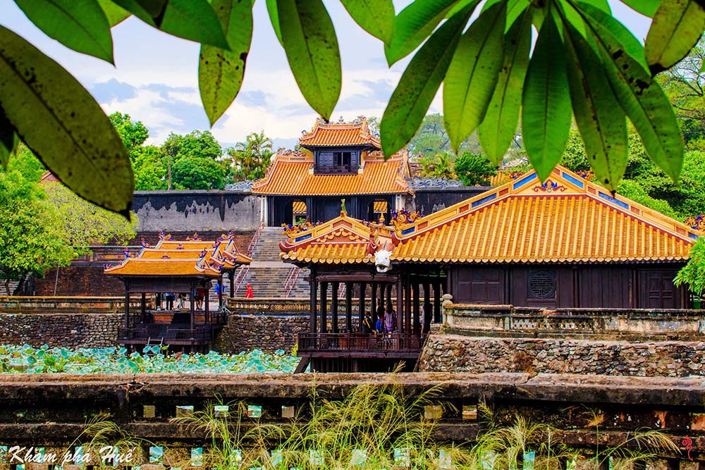 Vietnam travel itinerary ideas - hue royal tomb